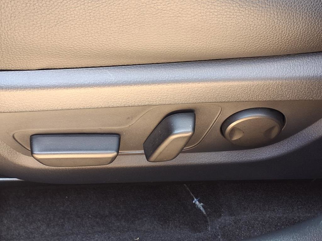 Certified 2025 MAZDA CX-50 AWD 2.5 Hybrid w/ Weather Package image 12