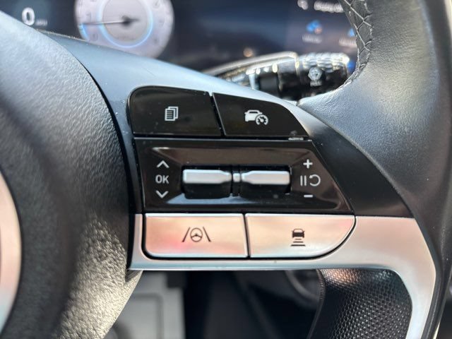 Used 2024 Hyundai Elantra Limited FWD image 41