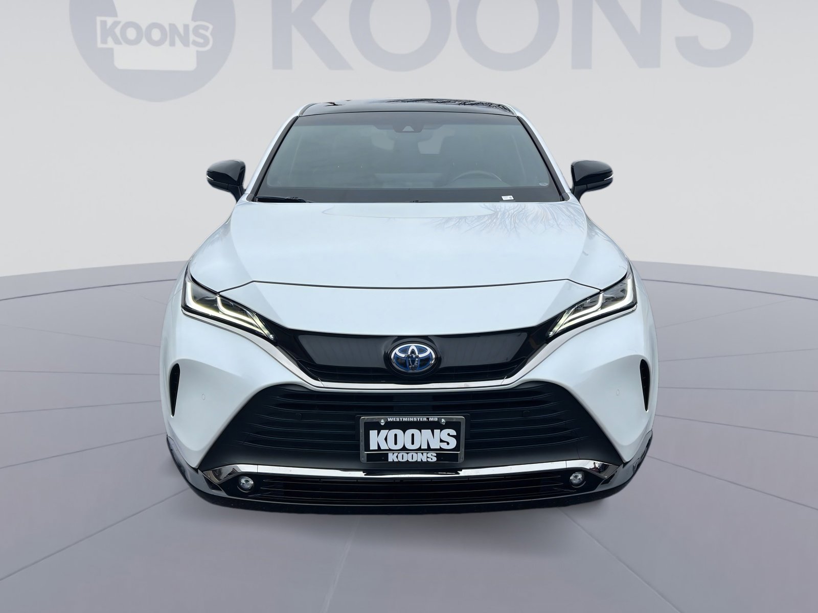 Used 2023 Toyota Venza Nightshade image 11