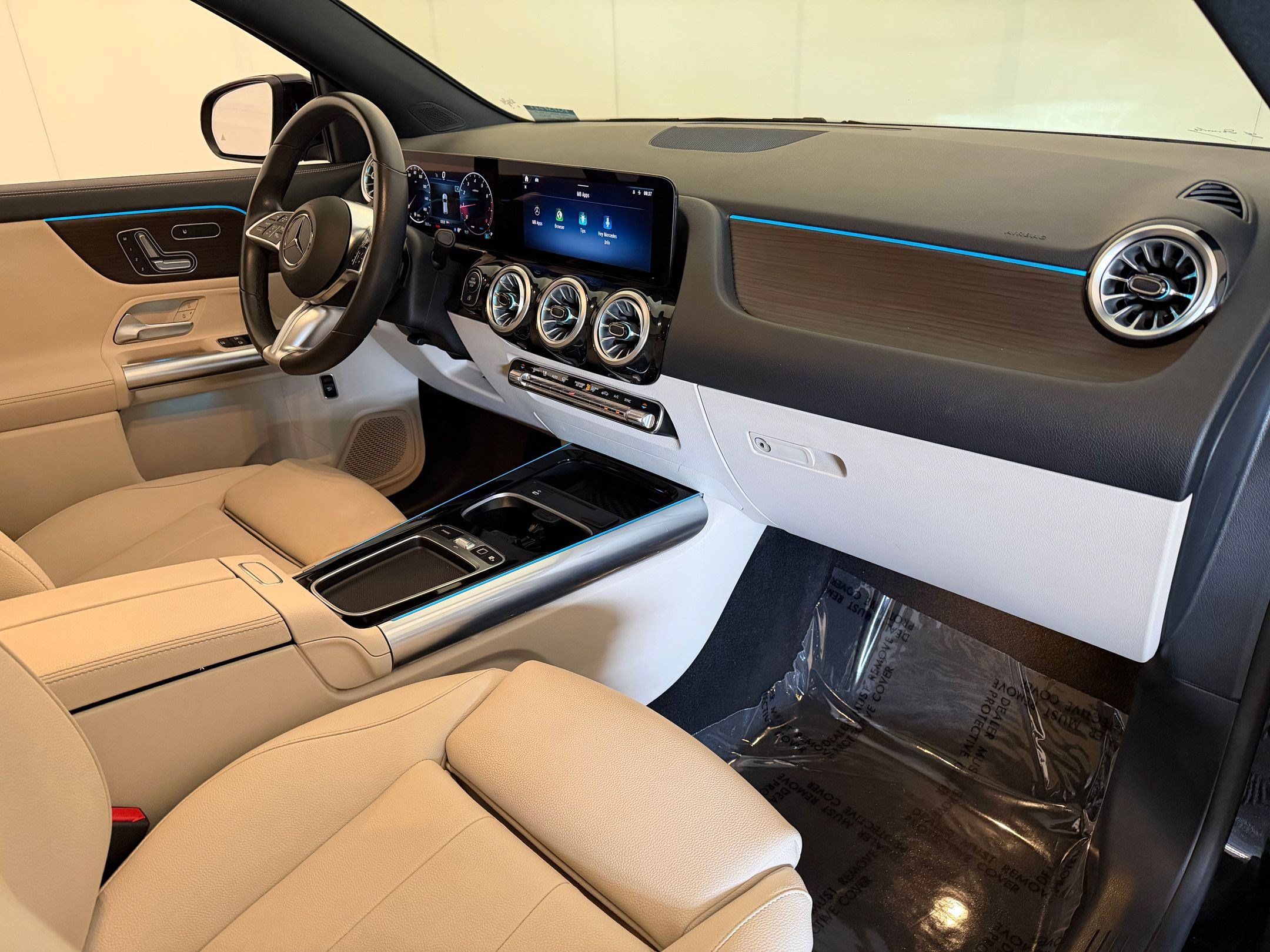 Used 2025 Mercedes-Benz GLA 250 image 31