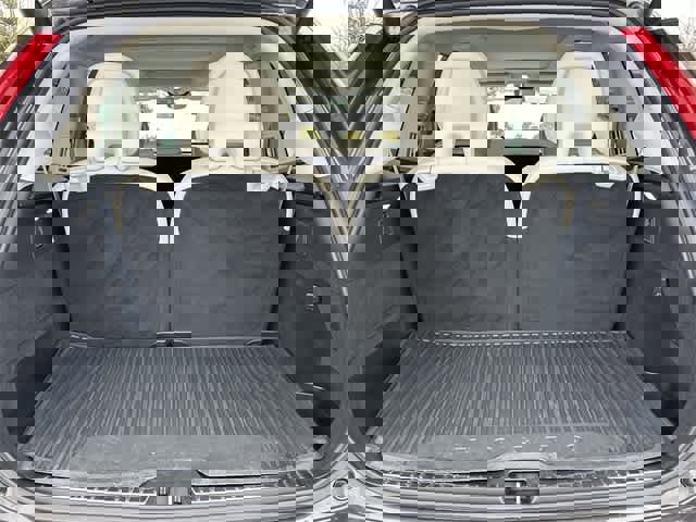 Used 2024 Volvo XC90 B6 Plus w/ Protection Package Premier image 27