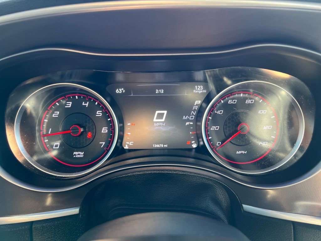 Used 2020 Dodge Charger SXT w/ Leather Interior Group image 13
