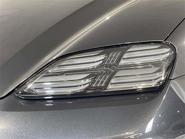 New 2025 Porsche Macan 4 Electric image 11