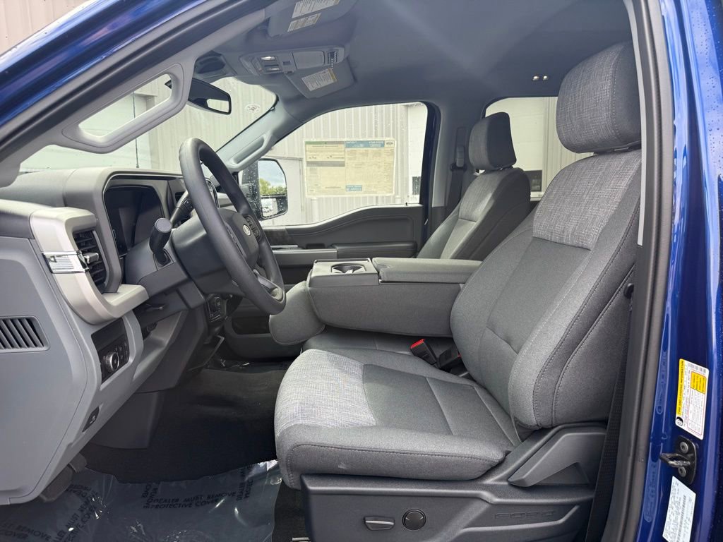 New 2026 Ford F250 XLT w/ XLT Premium Package image 5