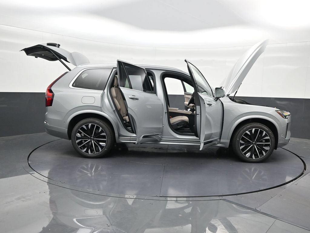 New 2026 Volvo XC90 T8 Plus w/ Protection Package Premier AWD/4WD image 30