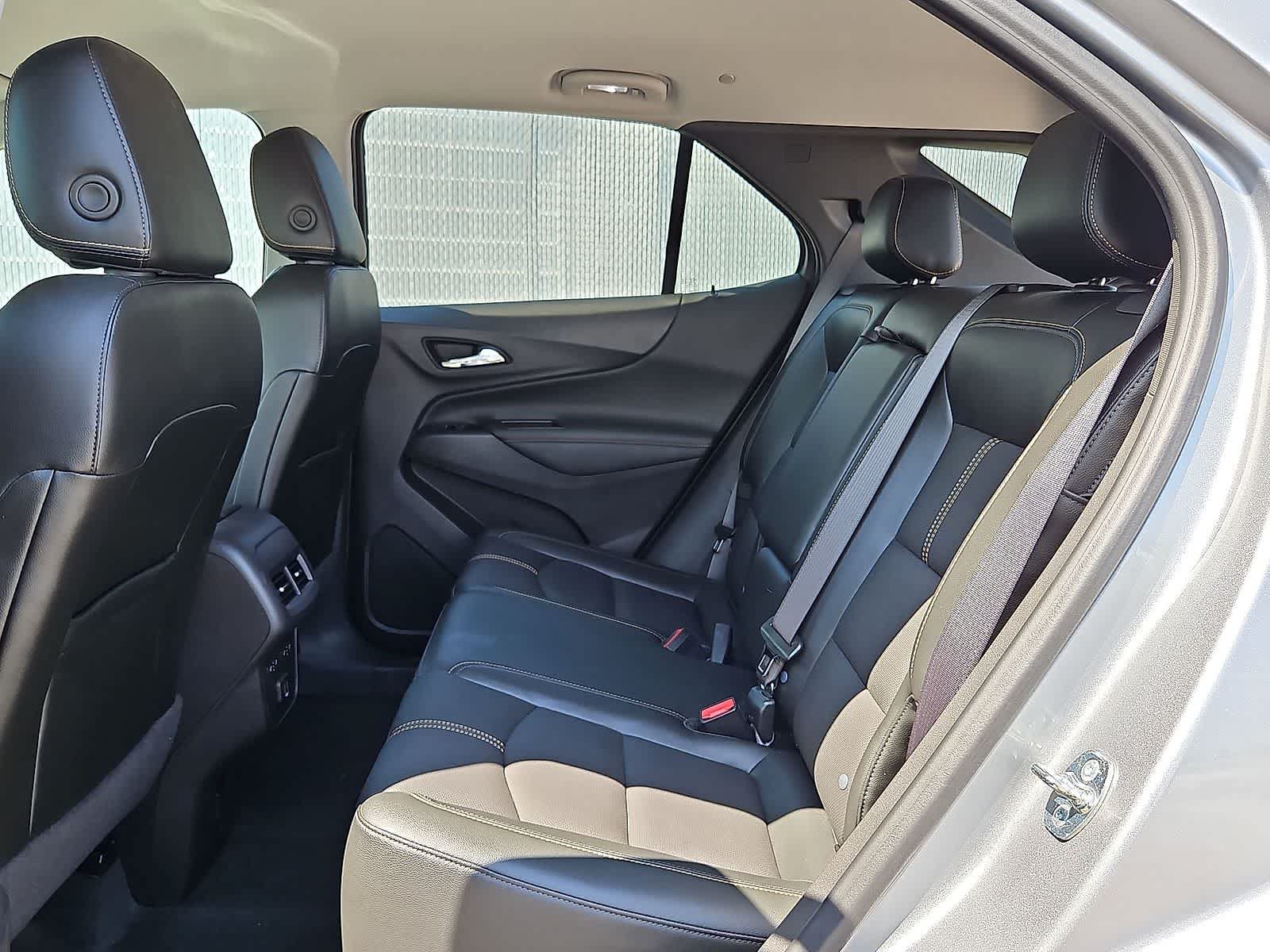 Used 2024 Chevrolet Equinox Premier FWD image 31