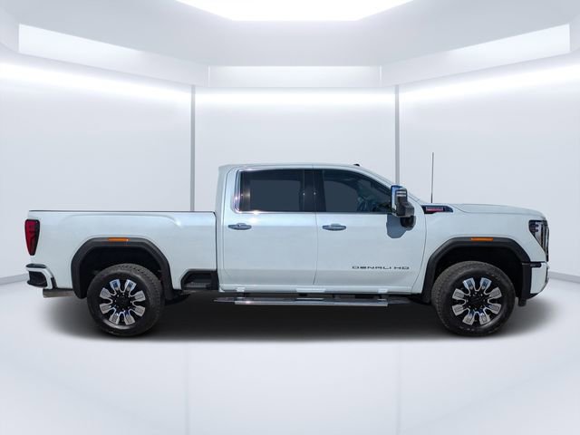 New 2026 GMC Sierra 2500 Denali w/ Denali Reserve Package image 2