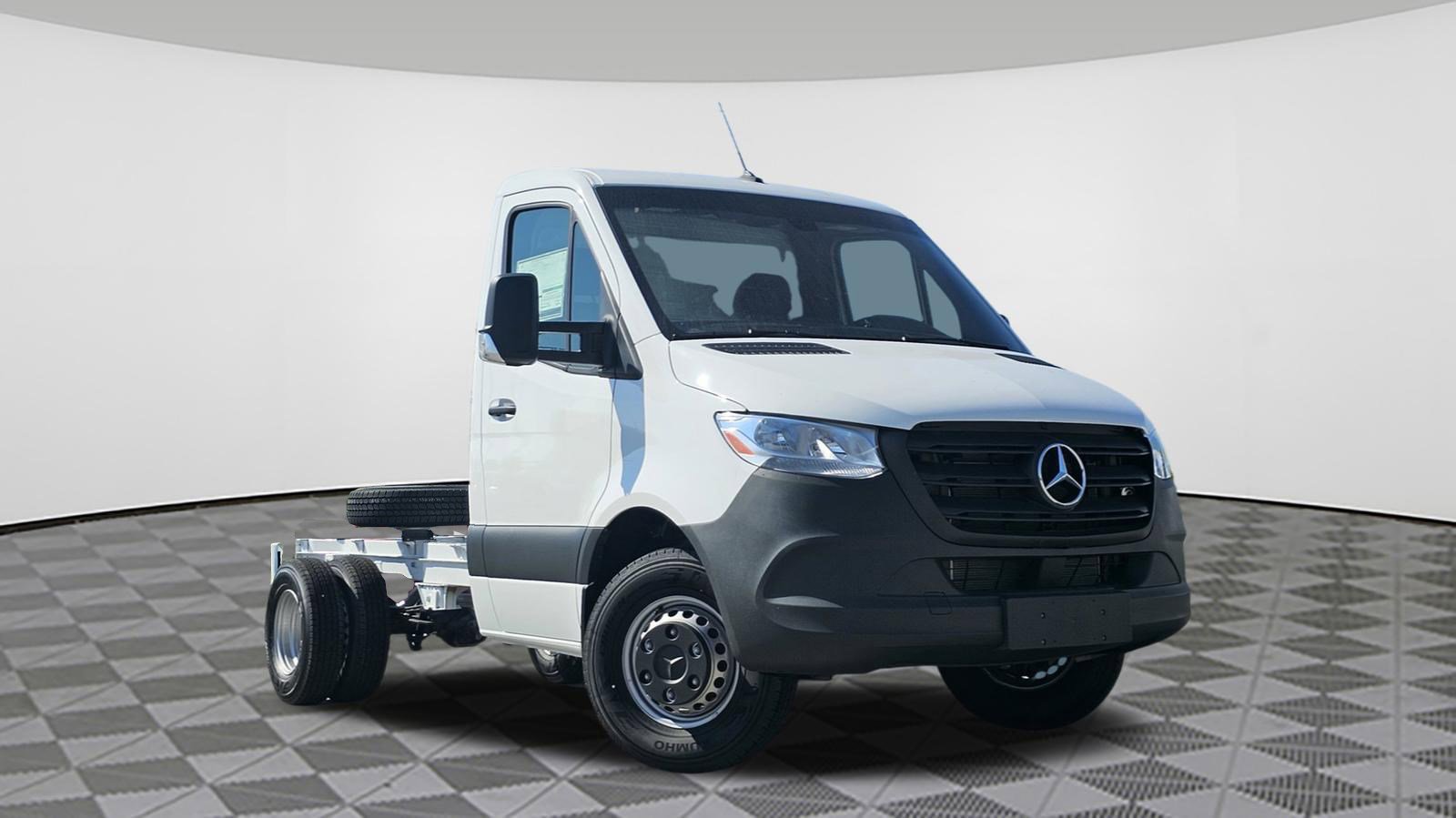 New 2024 Mercedes-Benz Sprinter 4500