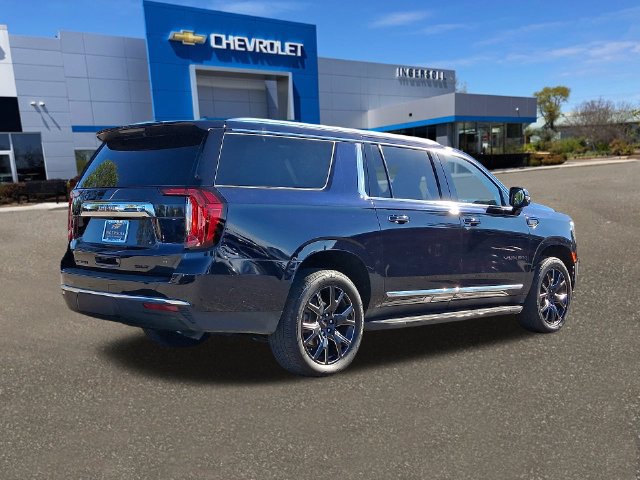Used 2024 GMC Yukon XL SLT AWD/4WD image 26