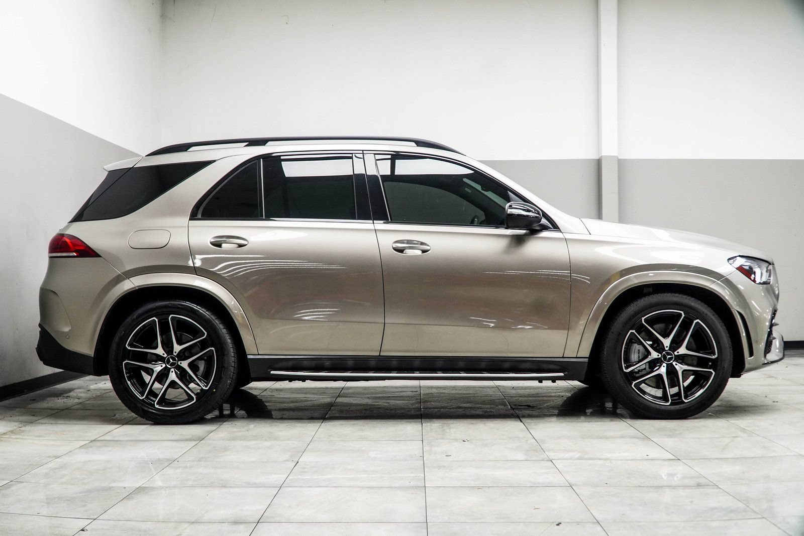 Used 2022 Mercedes-Benz GLE 53 AMG 4MATIC image 7