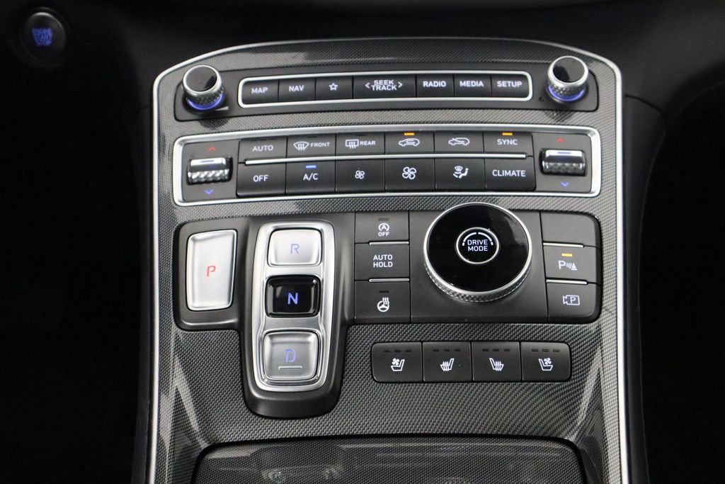 Used 2021 Hyundai Santa Fe Limited FWD image 29