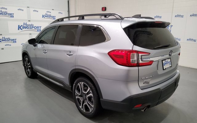 Used 2024 Subaru Ascent Limited w/ Technology Package image 6