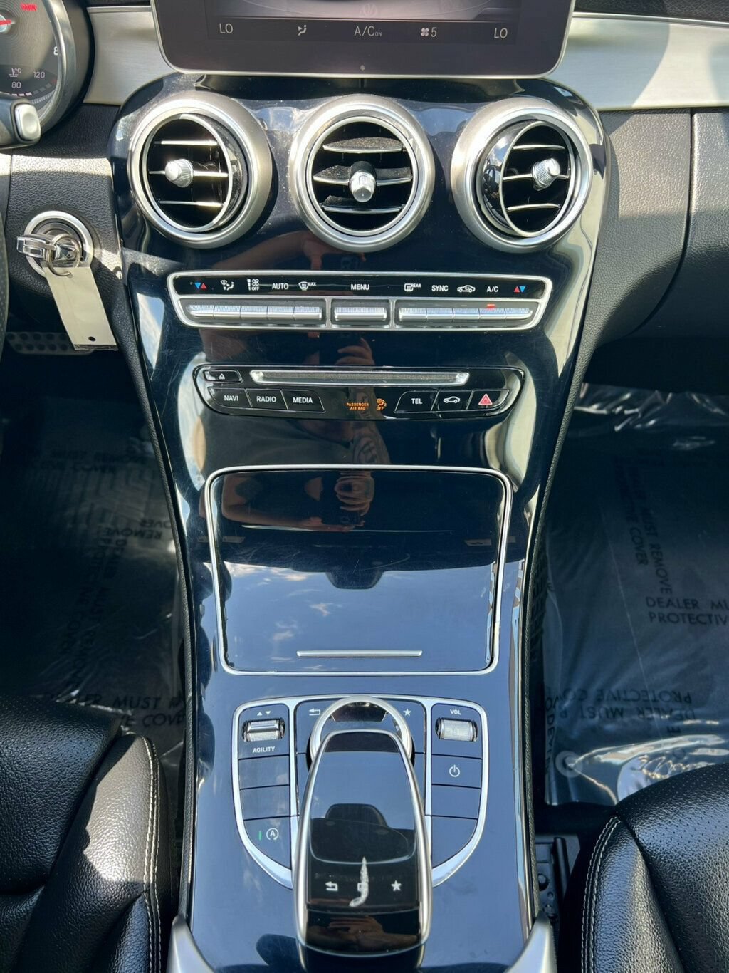 Used 2015 Mercedes-Benz C 300 4MATIC Sedan image 27