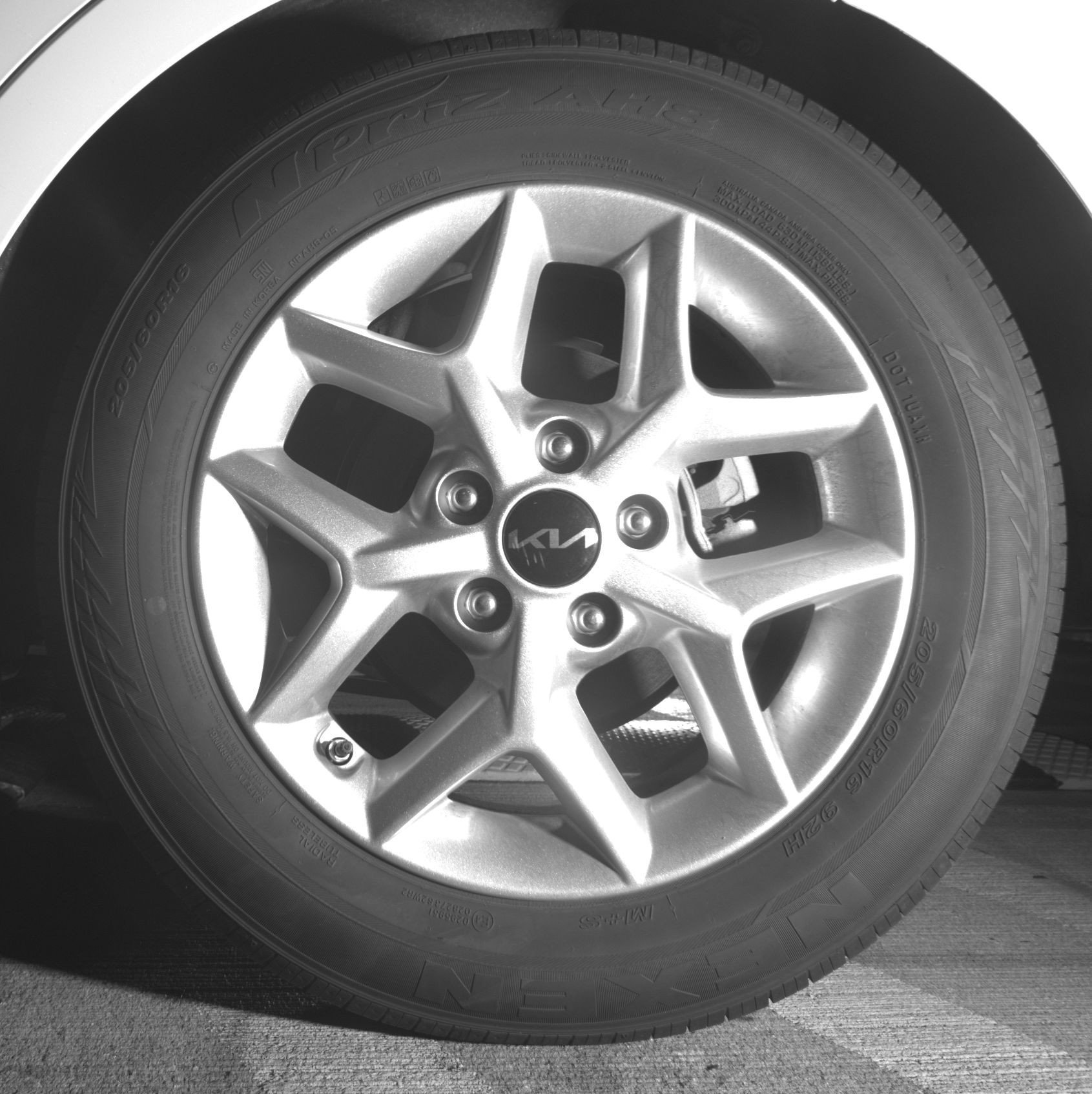 Used 2025 Kia Soul LX w/ LX Technology Package FWD image 14