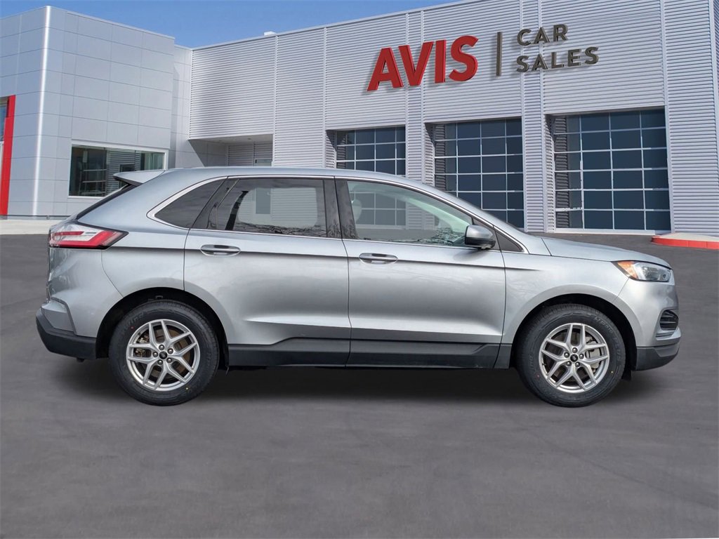 Used 2024 Ford Edge SEL image 9