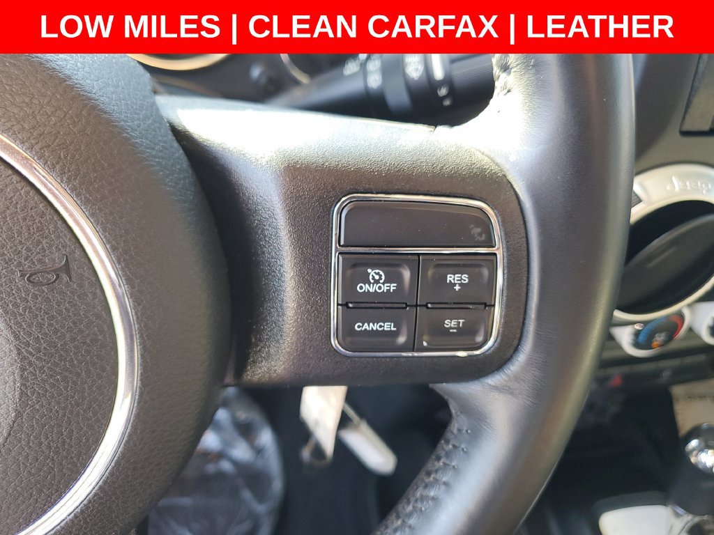 Used 2018 Jeep Wrangler Unlimited Rubicon w/ Connectivity Group AWD/4WD image 35