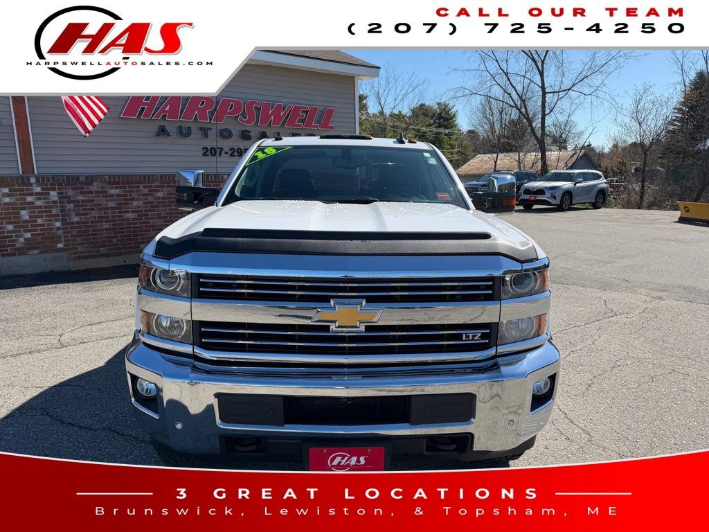 Used 2018 Chevrolet Silverado 2500 LTZ w/ LTZ Plus Package AWD/4WD image 9