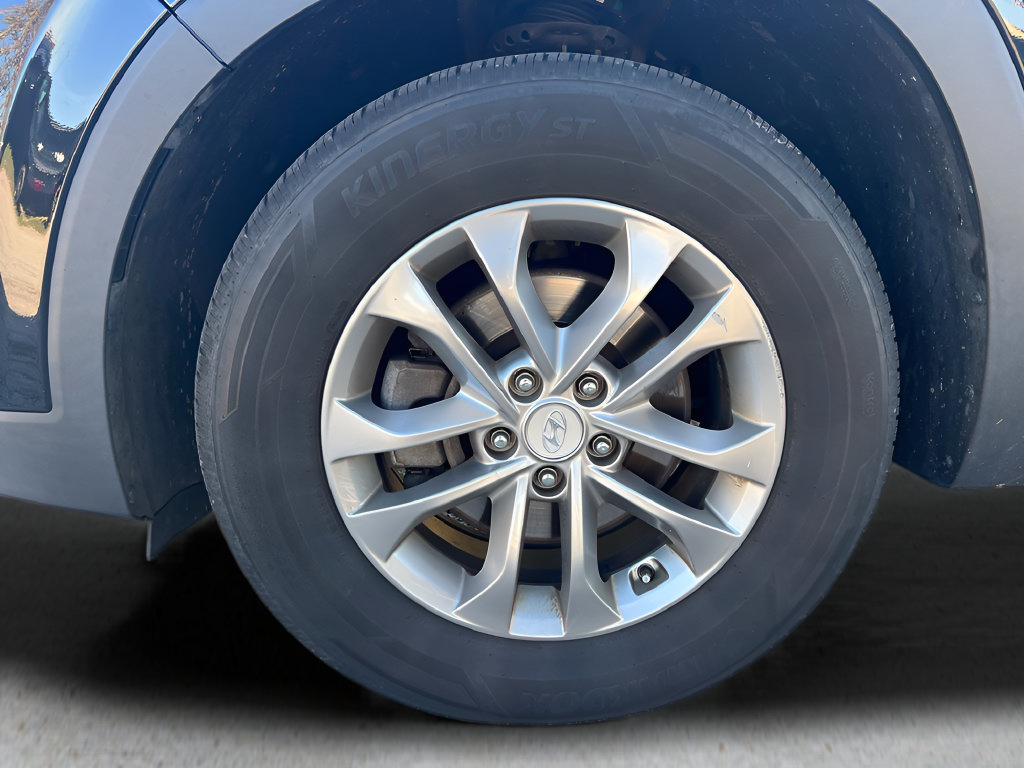 Used 2019 Hyundai Santa Fe SE AWD/4WD image 31