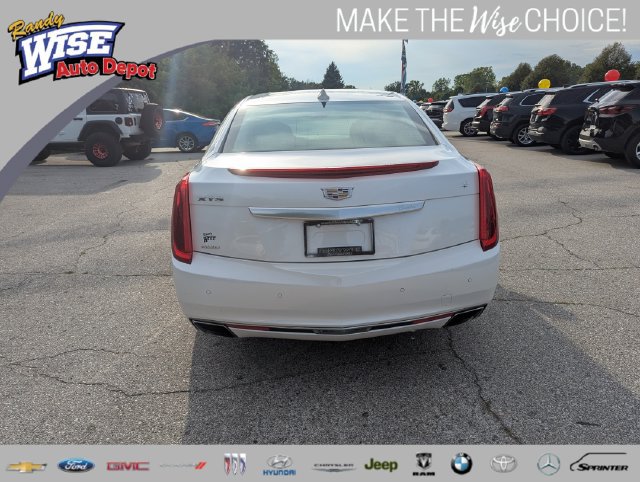 Used 2017 Cadillac XTS Luxury w/ Driver Awareness Package AWD/4WD image 4