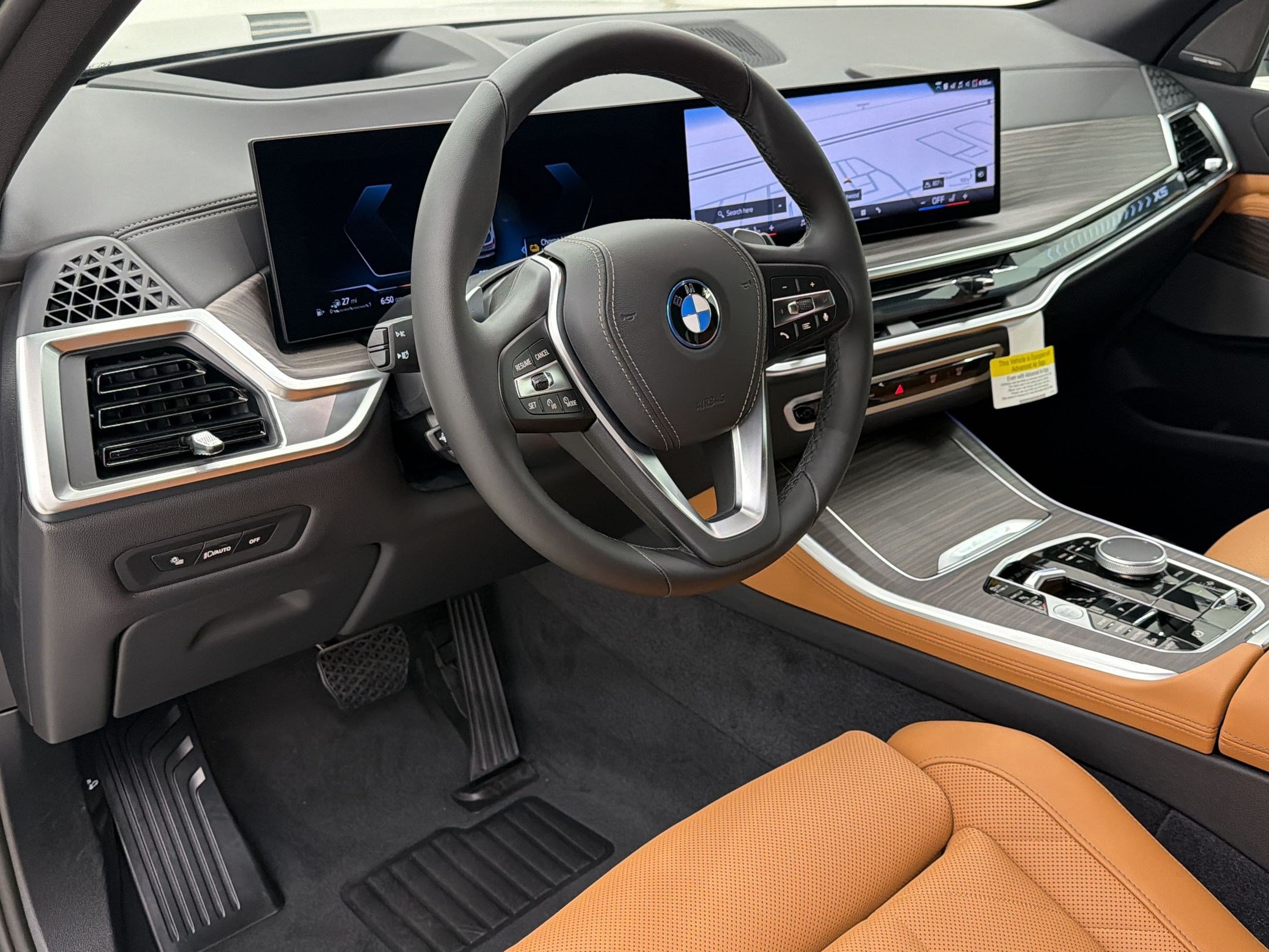 New 2026 BMW X5 xDrive50e w/ Premium Package AWD/4WD image 4