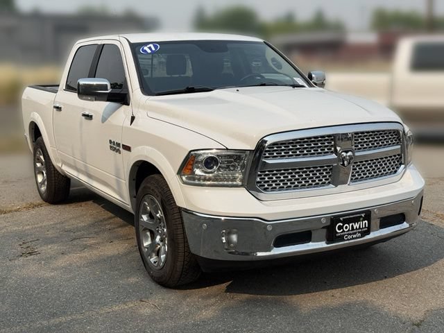 Used 2017 RAM 1500 Laramie w/ Convenience Group AWD/4WD image 5