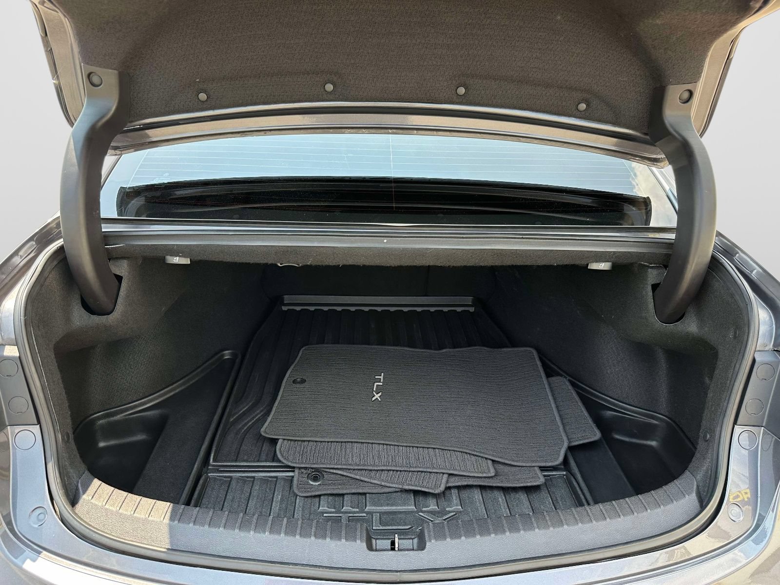 Used 2019 Acura TLX V6 w/ Technology Package FWD image 12