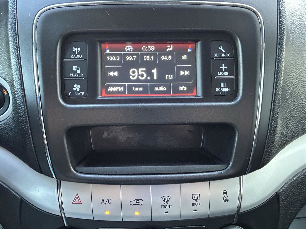 Used 2015 Dodge Journey FWD image 23
