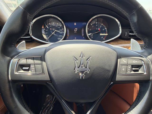 Used 2018 Maserati Quattroporte S GranLusso Q4 AWD/4WD image 17