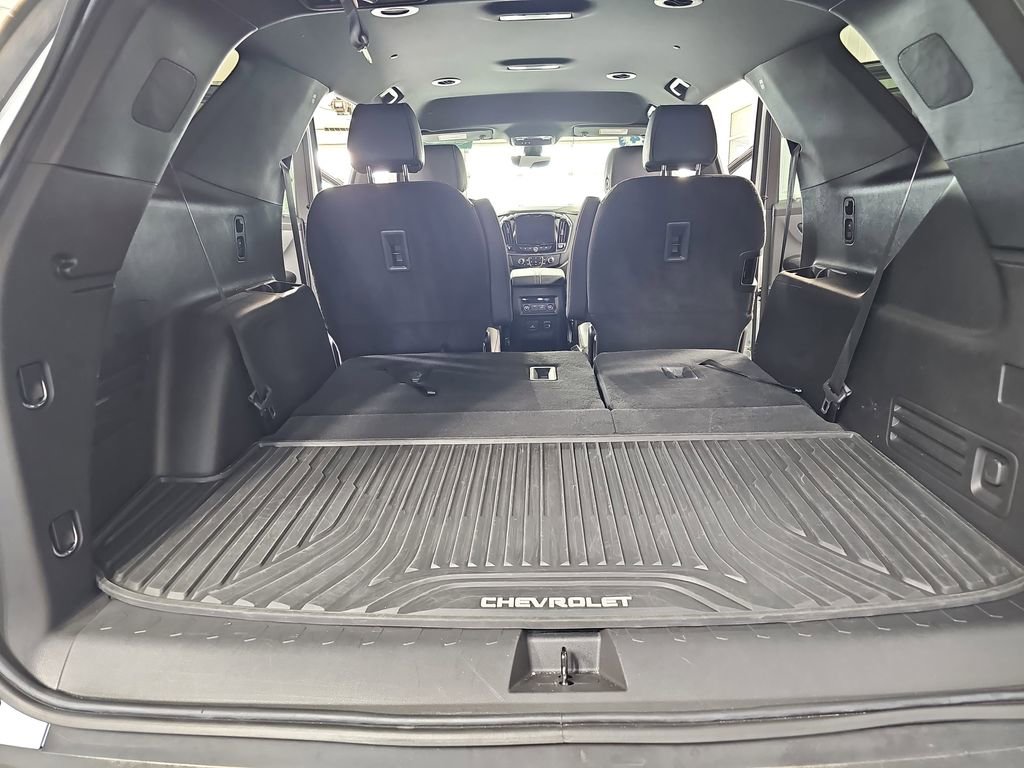 Certified 2024 Chevrolet Traverse RS w/ LPO, Floor Liner Package image 18