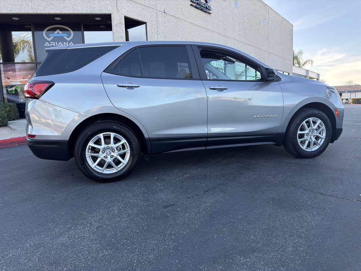 Used 2023 Chevrolet Equinox LS image 12