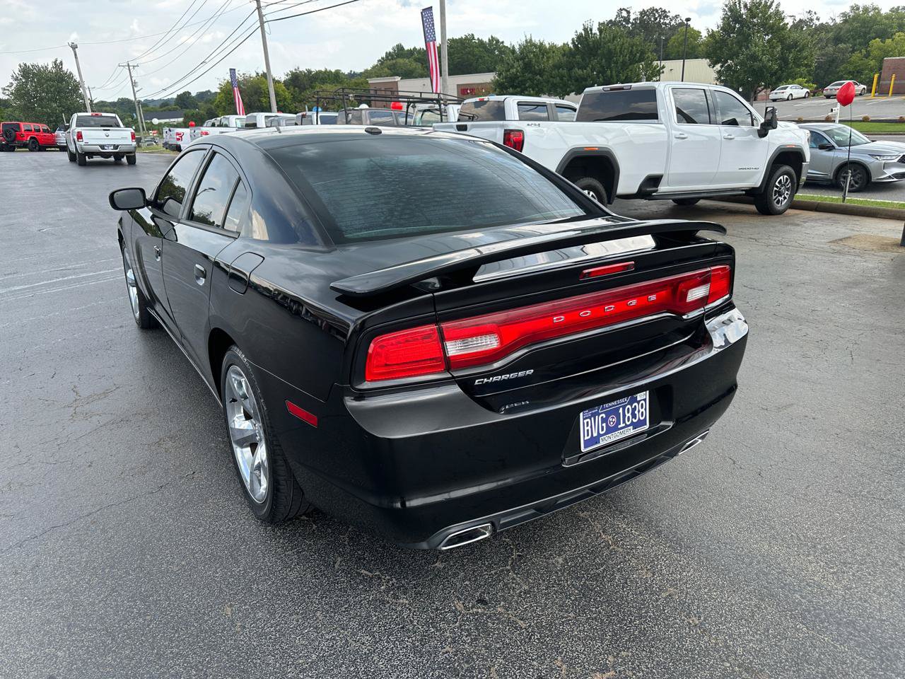 Used 2012 Dodge Charger SXT Plus RWD image 2