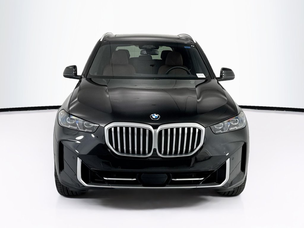 Certified 2026 BMW X5 xDrive40i AWD/4WD image 2