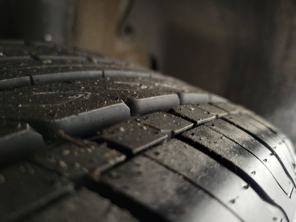 Used 2023 Hyundai Venue Limited image 11