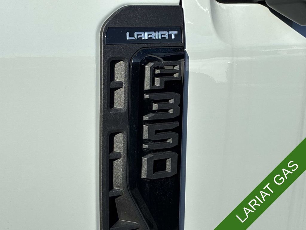 New 2026 Ford F350 Lariat w/ Black Appearance Package image 40