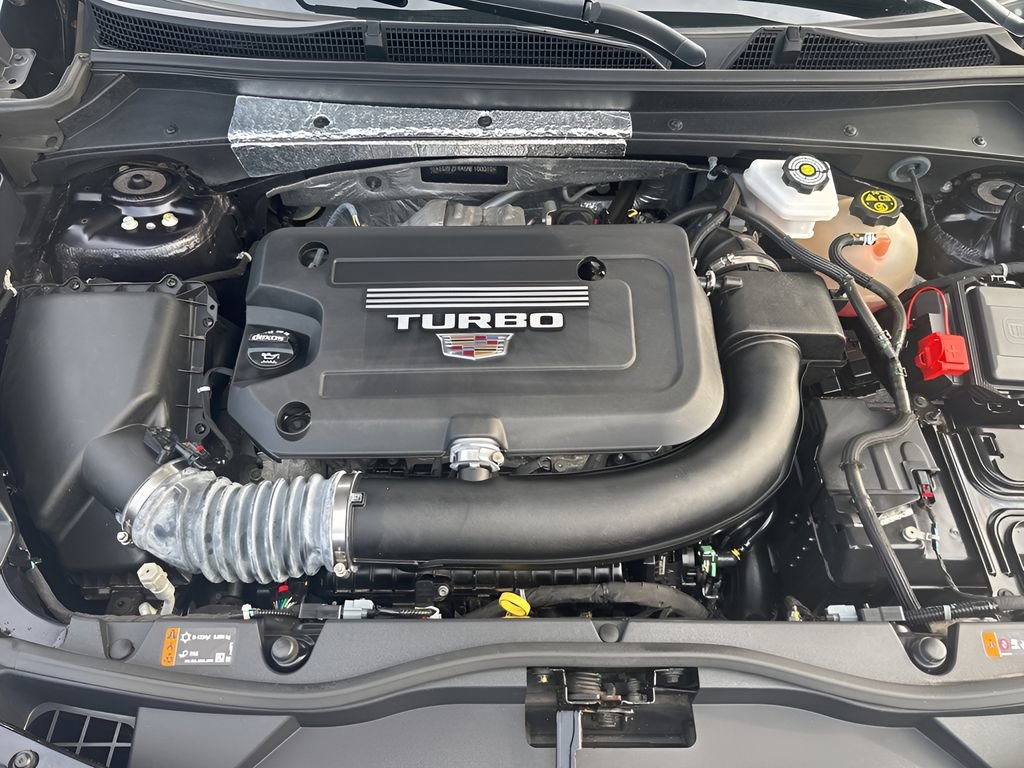 Certified 2022 Cadillac XT4 Sport image 9