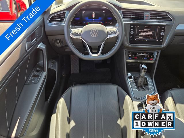 Certified 2022 Volkswagen Tiguan SE FWD image 14