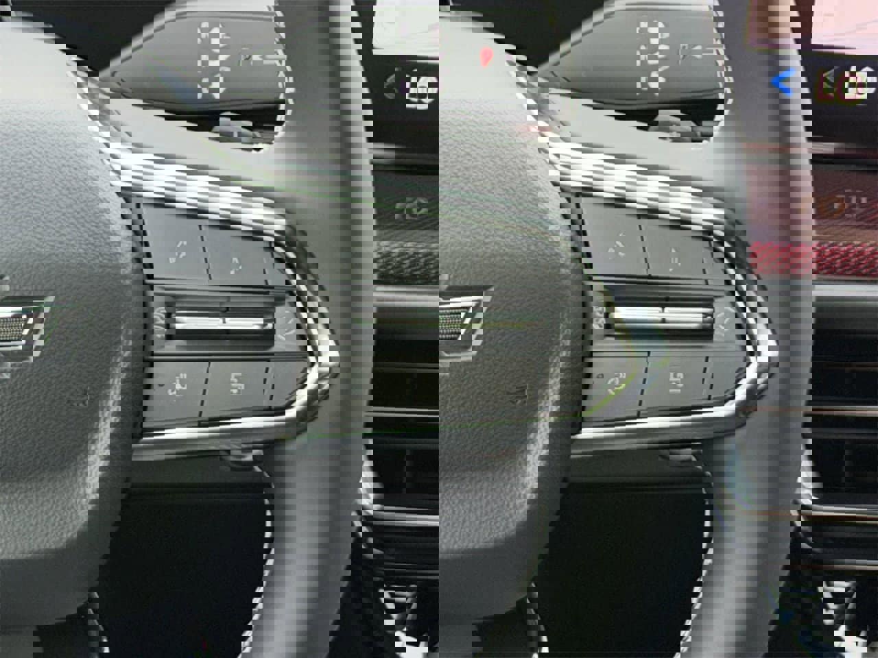 New 2026 Chevrolet Traverse Z71 w/ Enhanced Driving Package image 14