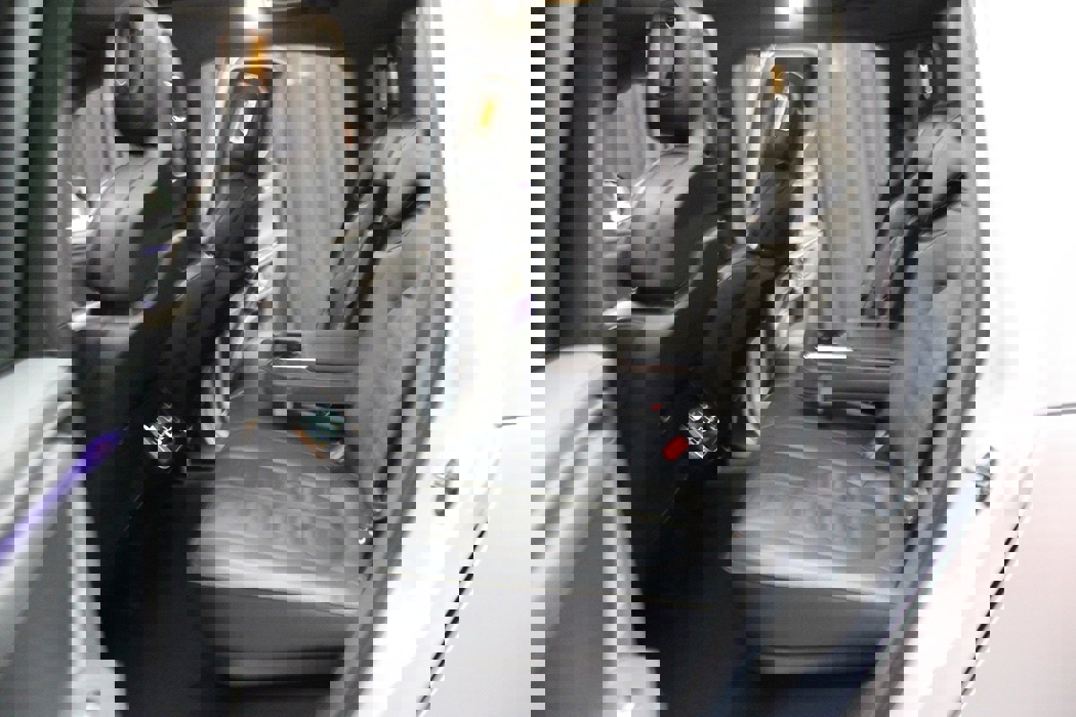 Used 2023 Rivian R1T Adventure image 23