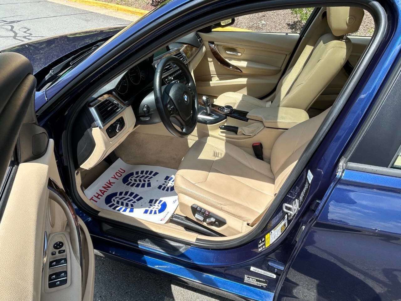 Used 2016 BMW 320i xDrive Sedan image 10
