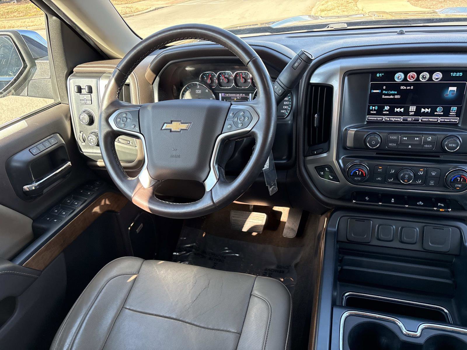 Used 2017 Chevrolet Silverado 1500 LTZ w/ High Desert Package image 27