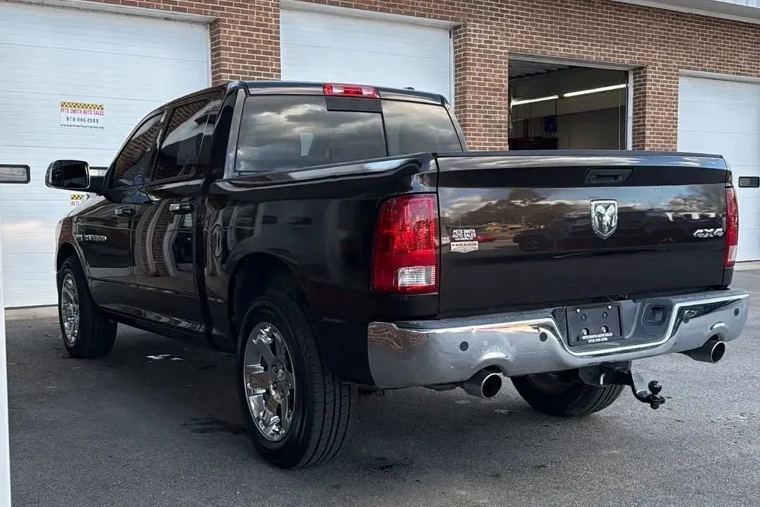 Used 2011 RAM 1500 Laramie image 7