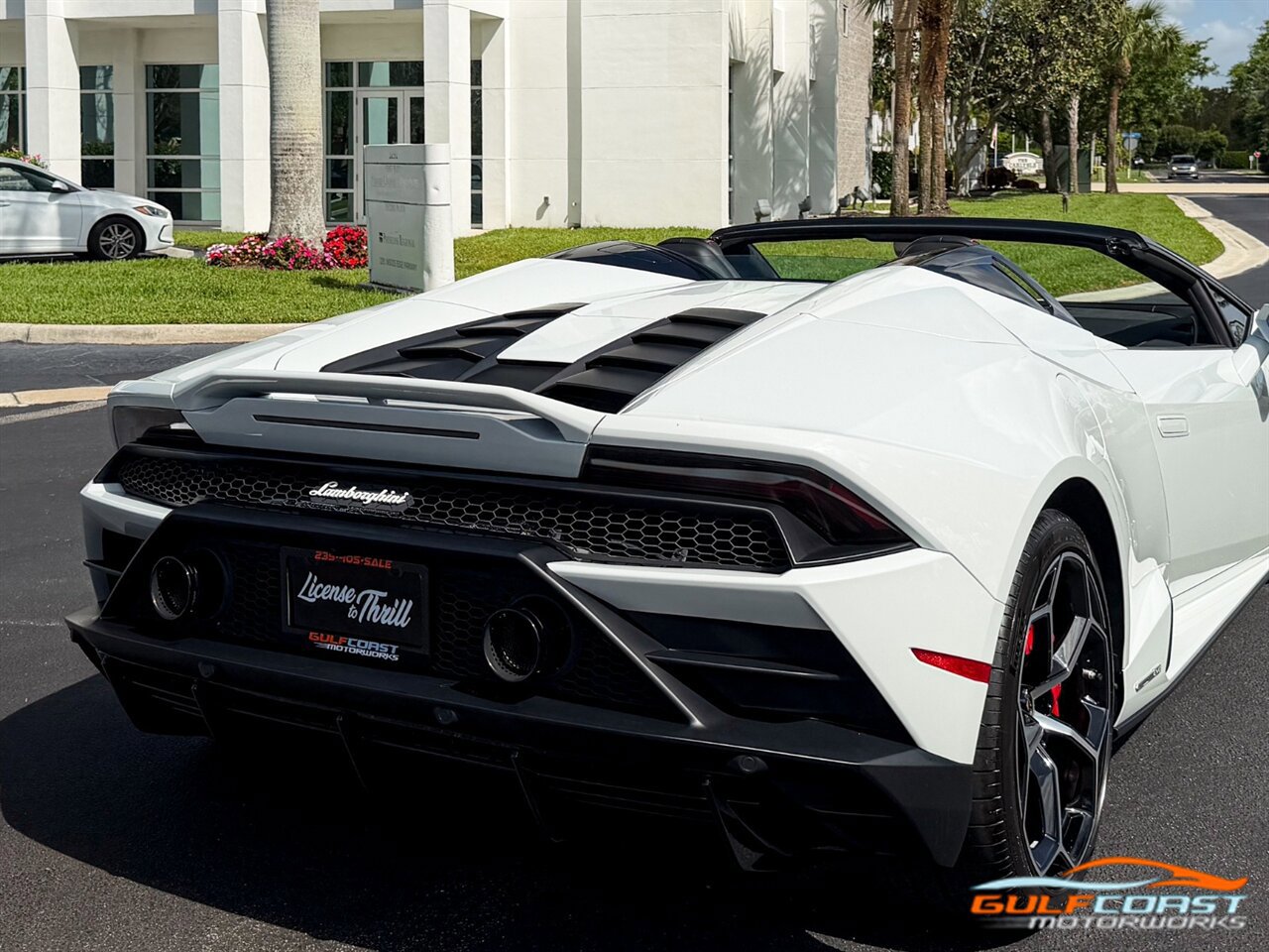 Used 2020 Lamborghini Huracan EVO image 58