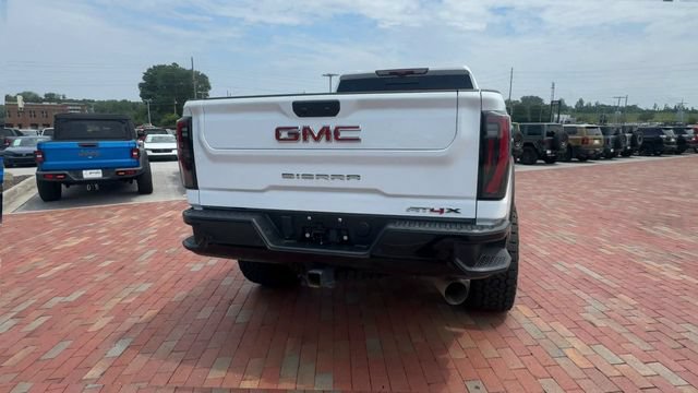 Used 2026 GMC Sierra 2500 AT4X AWD/4WD image 2