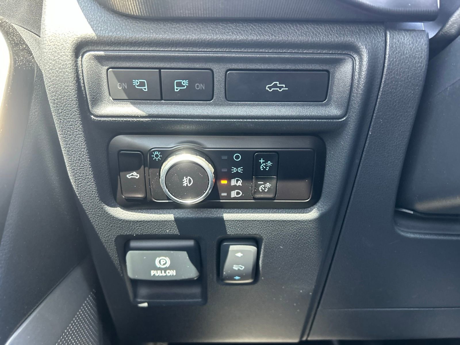 Used 2023 Ford F150 Platinum w/ Equipment Group 701A High AWD/4WD image 17