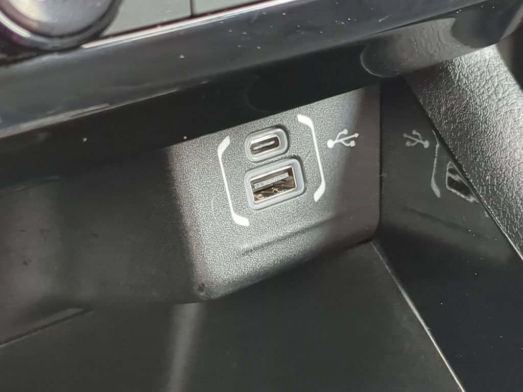 Used 2023 Jeep Compass Limited AWD/4WD image 34