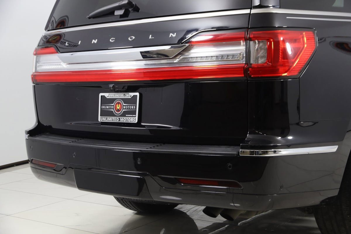 Used 2021 Lincoln Navigator Reserve w/ Luxury Package image 50
