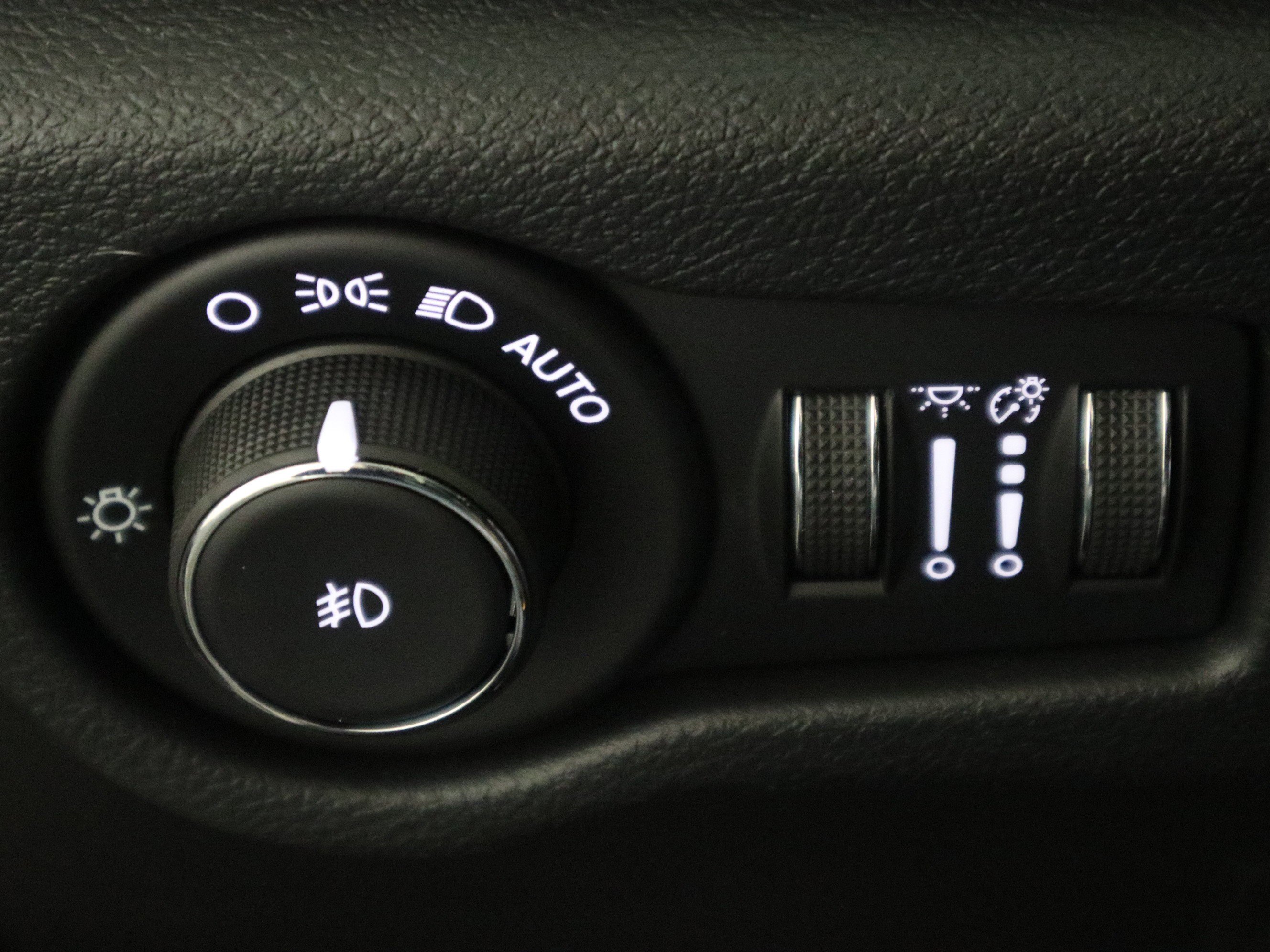 New 2026 Chrysler Pacifica Select image 34