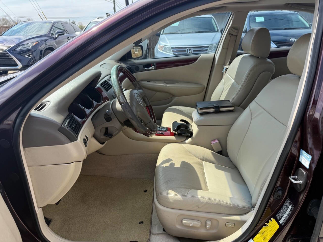 Used 2004 Lexus ES 330 Base 4dr Sedan image 10