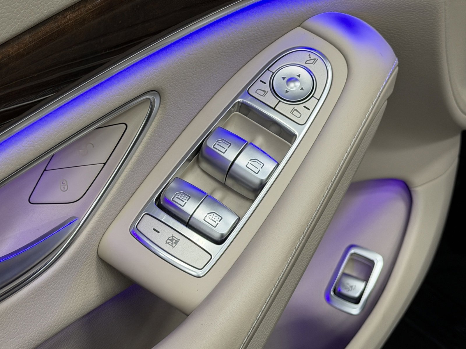 Certified 2019 Mercedes-Benz S 560 Sedan image 23