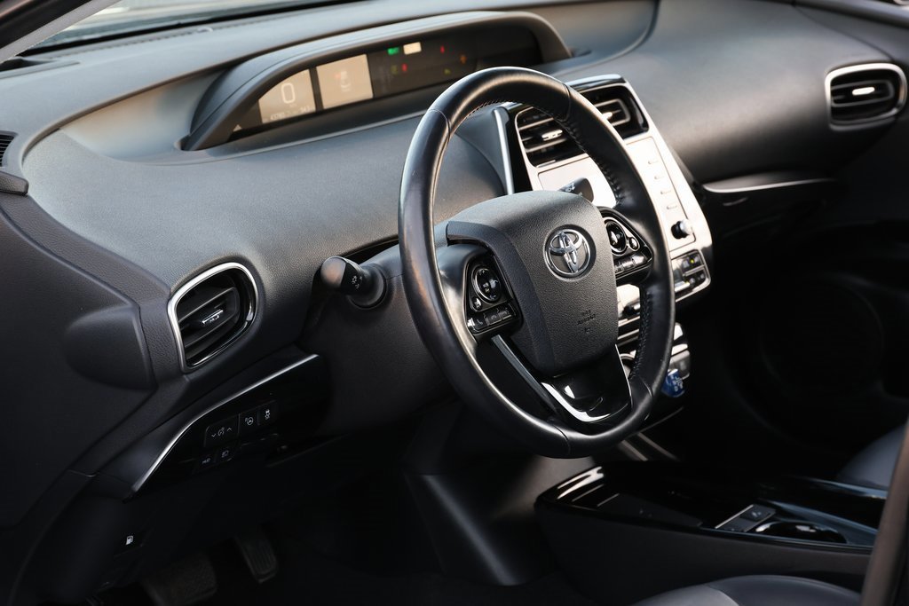 Certified 2022 Toyota Prius XLE w/ Advanced Technology Package image 14